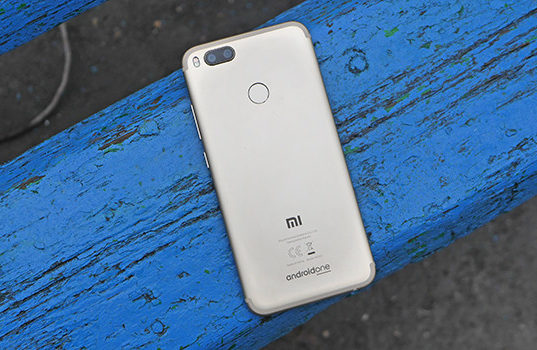 61846Опыт эксплуатации Xiaomi Mi A1: стоит ли покупать смартфон с «голым» Android?