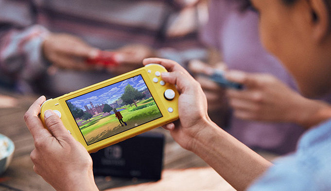 90636Nintendo представила недорогую карманную игровую консоль Switch Lite