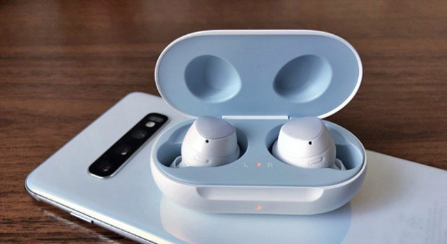 61384Распродажа: TWS-наушники Samsung Galaxy Buds временно подешевели в полтора раза