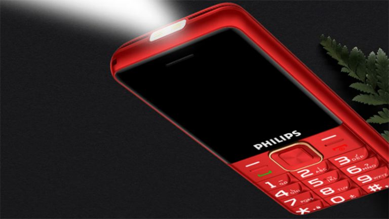 258241Philips E6220 4G: кнопочный телефон с LTE и портом USB Type-C