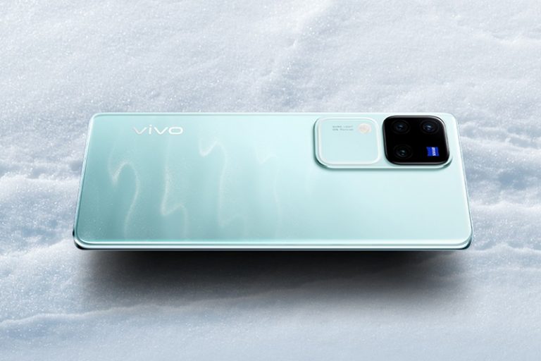 273861Телефон Vivo V30 Pro получил сразу четыре 50-мегапиксельные камеры