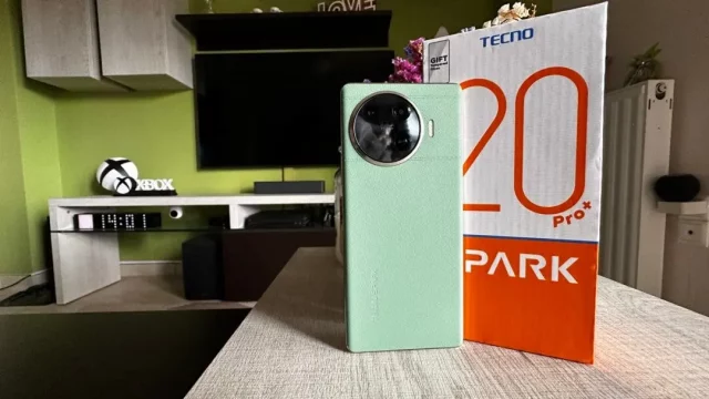 TECNO SPARK 20 PRO +